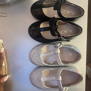 Childrens Place dress shoes size 4